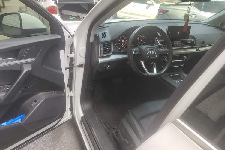Used Audi Q5L 2020 Revised 40 TFSI Prestige Edition Driver Seat