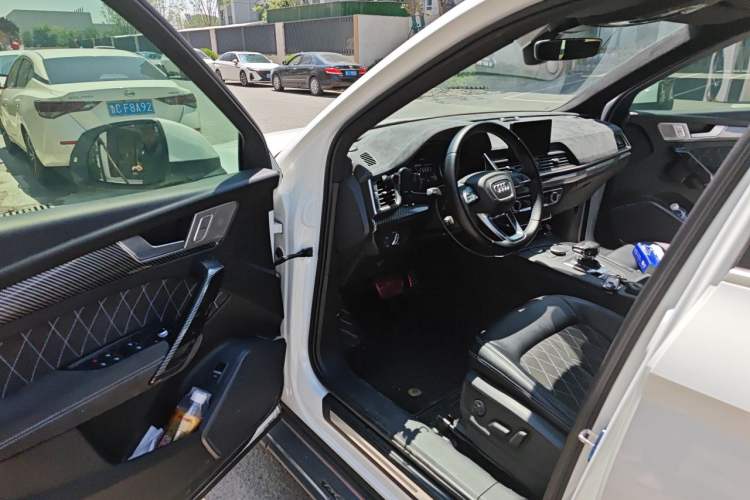 Used Audi Q5L 2020 40 TFSI Prestige Edition Driver Seat