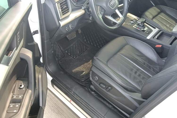 Used Audi Q5L 2020 40 TFSI Prestige Fashion Edition Driver Seat