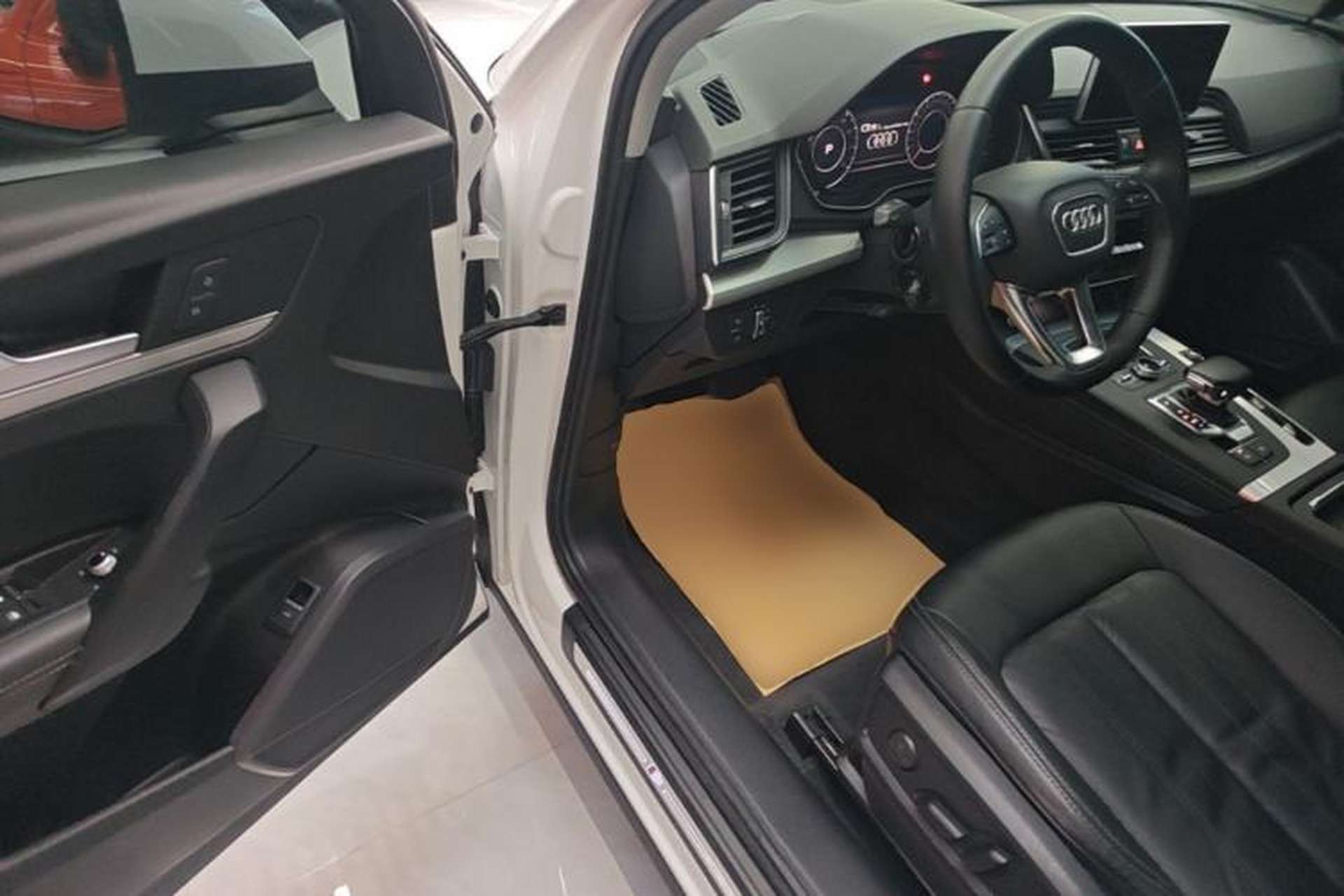 Used Audi Q5L 2020 Updated 40 TFSI Prestige Fashion Edition Driver Seat