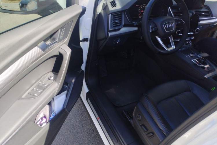 Used Audi Q5L 2020 45 TFSI Prestige Fashion Model Driver Seat