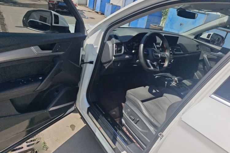 Used Audi Q5L 2020 45 TFSI Prestige Sport Edition Driver Seat
