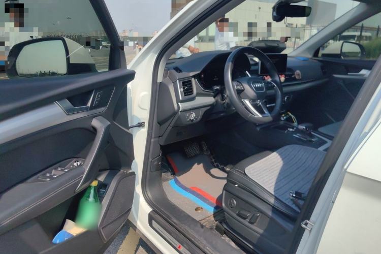 Used Audi Q5L 2020 Updated 40 TFSI Prestige Fashion Edition Driver Seat