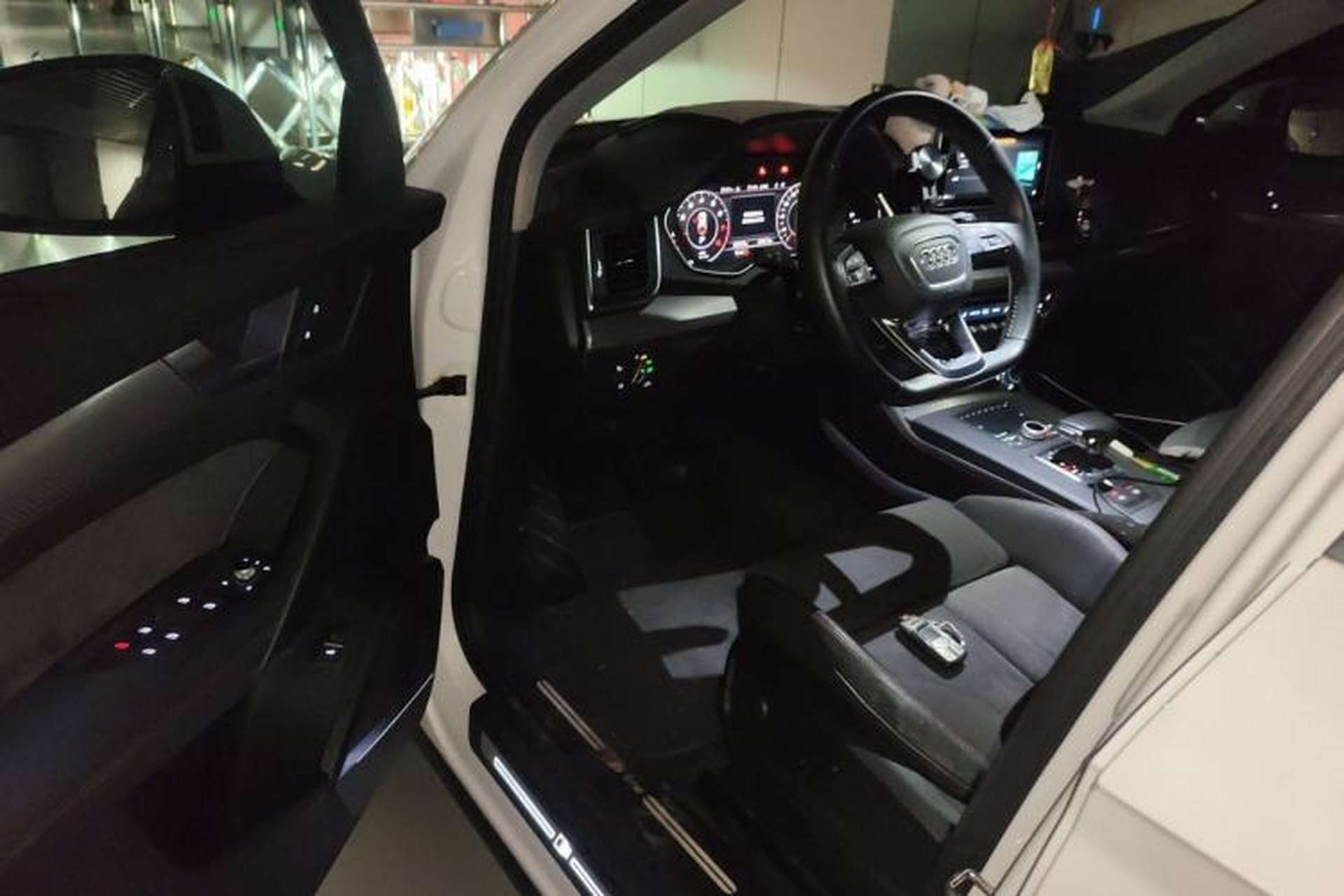 Used Audi Q5L 2020 45 TFSI Prestige Luxury Sport Edition Driver Seat
