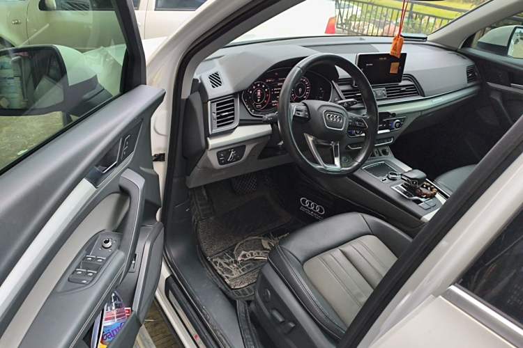Used Audi Q5L 2020 40 TFSI Prestige Fashion Edition Driver Seat