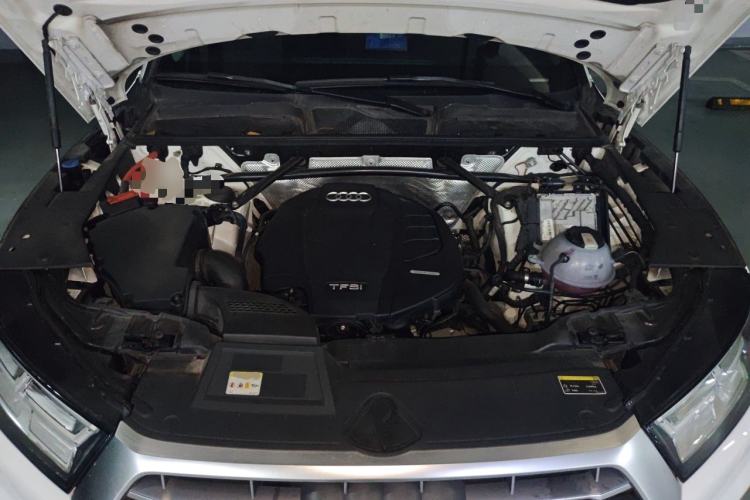 Used Audi Q5L 2020 Updated 40 TFSI Prestige Fashion Edition Engine Bay
