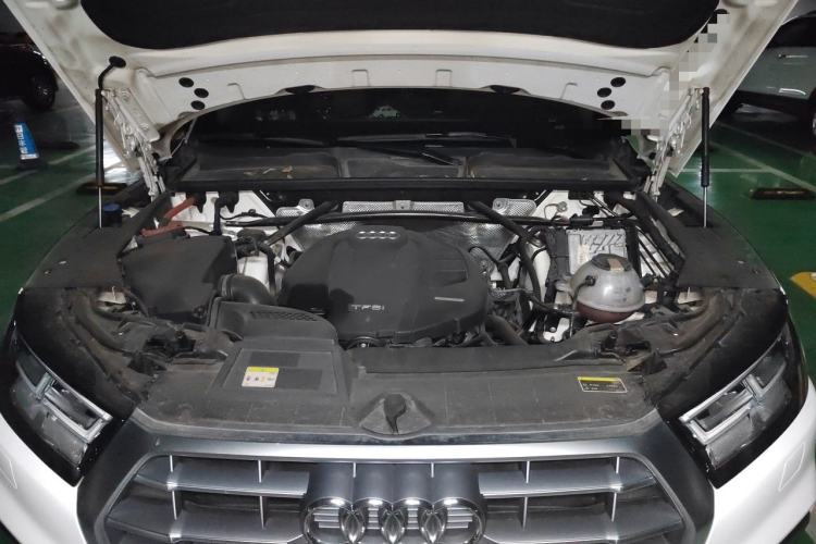 Used Audi Q5L 2020 Updated 40 TFSI Prestige Fashion Edition Engine Bay