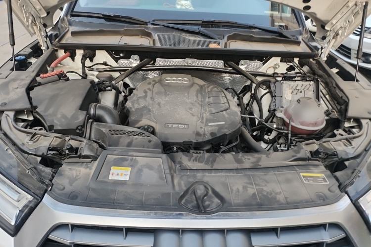 Used Audi Q5L 2020 Updated 40 TFSI Prestige Fashion Edition Engine Bay