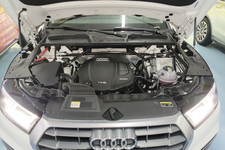 Used Audi Q5L 2020 Updated 40 TFSI Prestige Fashion Edition Engine Bay