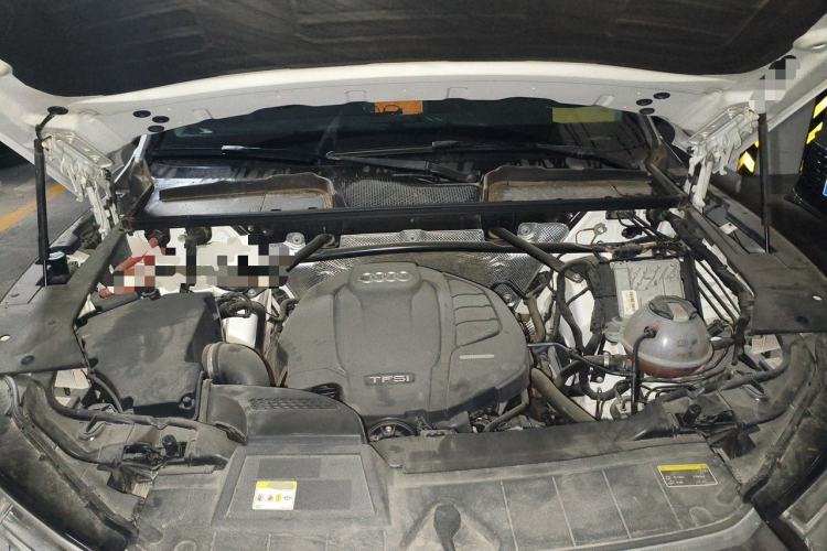 Used Audi Q5L 2020 Updated 40 TFSI Prestige Fashion Edition Engine Bay