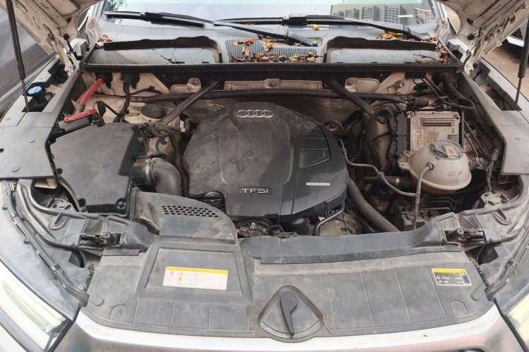 Used Audi Q5L 2020 40 TFSI Prestige Edition Engine Bay
