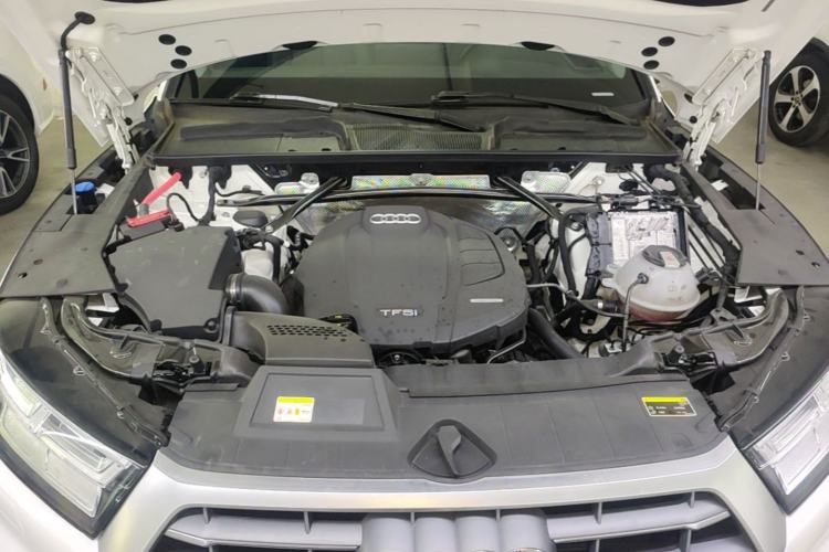 Used Audi Q5L 2020 Updated 40 TFSI Prestige Fashion Edition Engine Bay