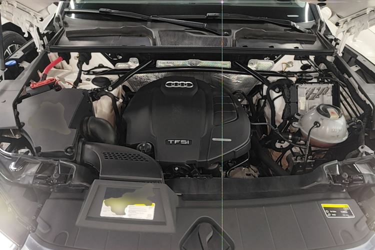 Used Audi Q5L 2020 45 TFSI Prestige Fashion Model Engine Bay