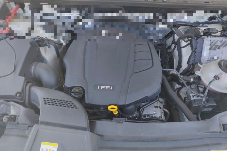 Used Audi Q5L 2020 45 TFSI Prestige Fashion Model Engine Bay