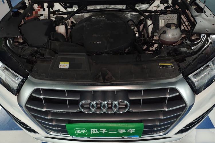 Used Audi Q5L 2020 Updated 40 TFSI Prestige Fashion Edition Engine Bay