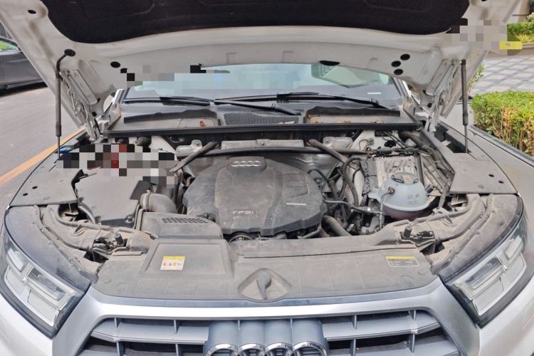 Used Audi Q5L 2020 Updated 40 TFSI Prestige Fashion Edition Engine Bay