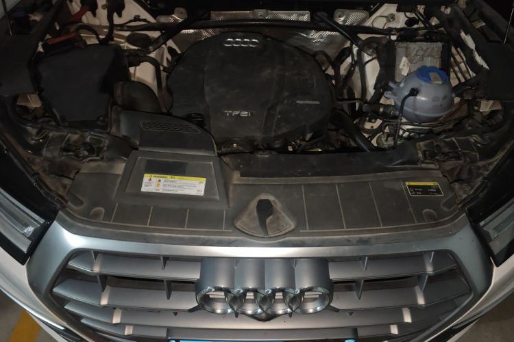 Used Audi Q5L 2020 40 TFSI Prestige Edition Engine Bay