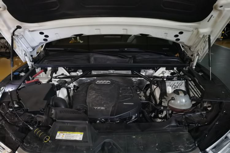 Used Audi Q5L 2020 40 TFSI Prestige Fashion Edition Engine Bay