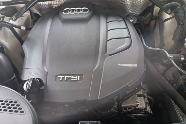 Used Audi Q5L 2020 Updated 40 TFSI Prestige Fashion Edition Engine Bay