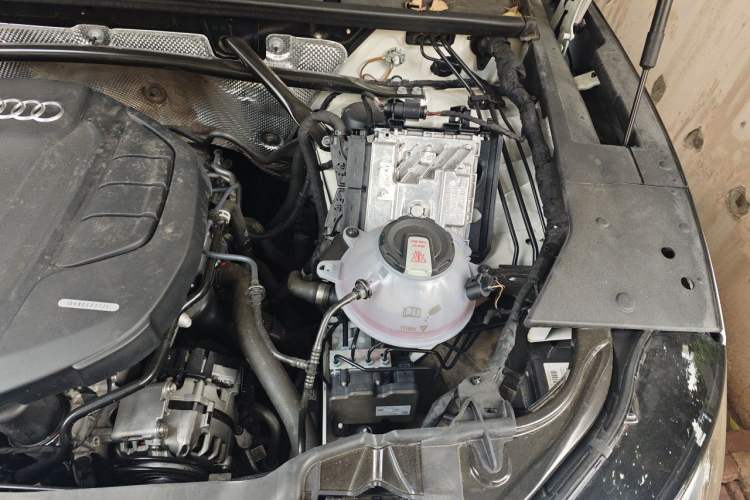 Used Audi Q5L 2020 40 TFSI Prestige Fashion Edition Engine Bay Left