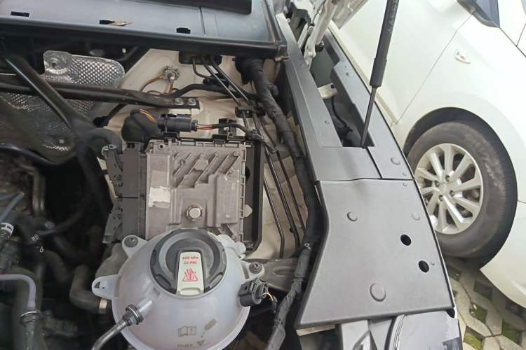 Used Audi Q5L 2020 45 TFSI Prestige Fashion Model Engine Bay Left