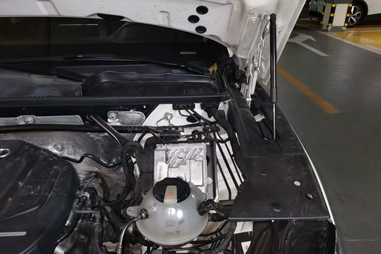 Used Audi Q5L 2020 40 TFSI Prestige Fashion Edition Engine Bay Left