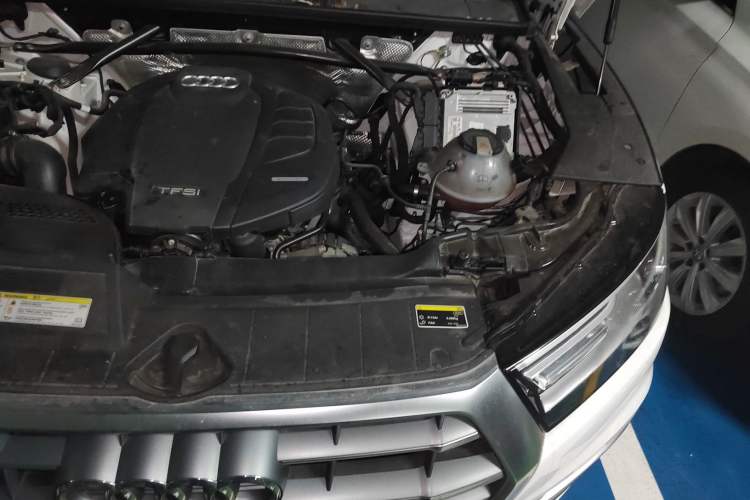 Used Audi Q5L 2020 40 TFSI Prestige Edition Engine Bay Left