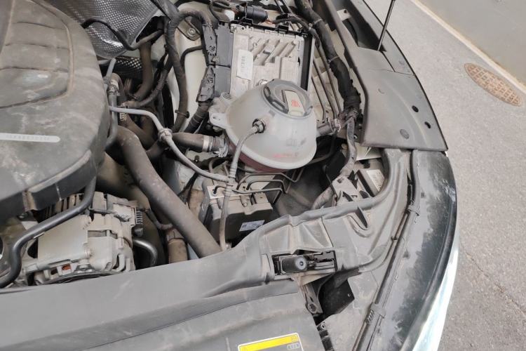 Used Audi Q5L 2020 Updated 40 TFSI Prestige Fashion Edition Engine Bay Left