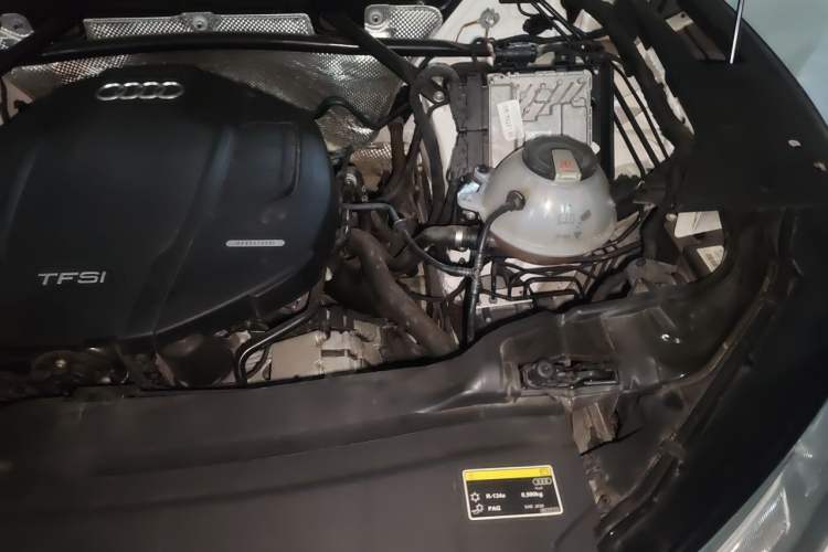 Used Audi Q5L 2020 Updated 40 TFSI Prestige Fashion Edition Engine Bay Left