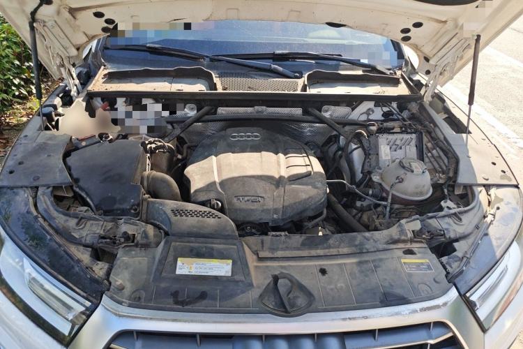 Used Audi Q5L 2020 40 TFSI Prestige Edition Engine Bay