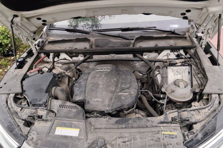 Used Audi Q5L 2020 40 TFSI Prestige Edition Engine Bay