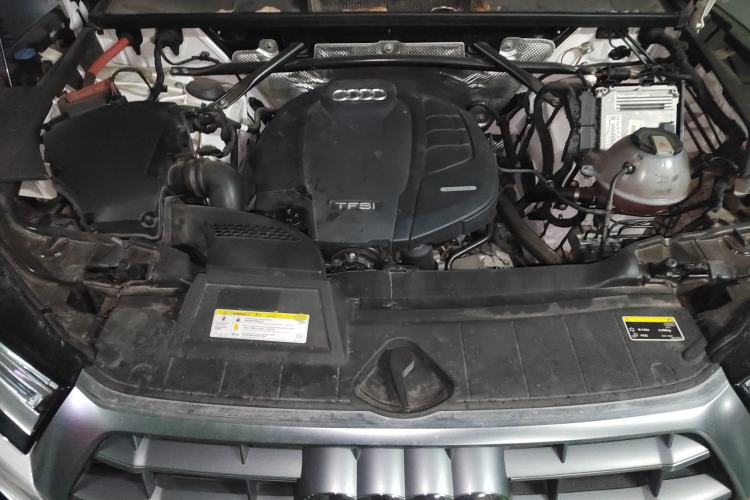 Used Audi Q5L 2020 40 TFSI Prestige Edition Engine Bay