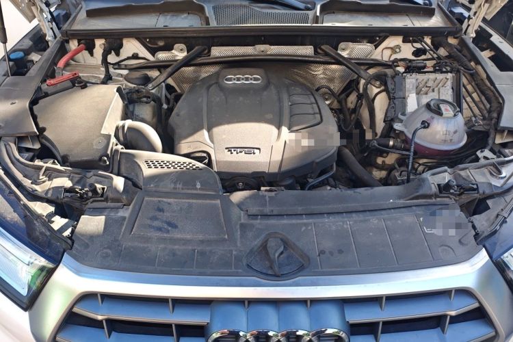 Used Audi Q5L 2020 Updated 40 TFSI Prestige Fashion Edition Engine Bay