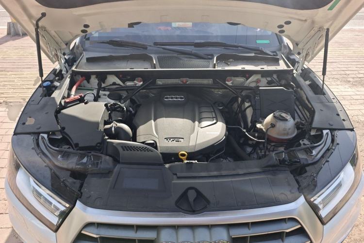 Used Audi Q5L 2020 40 TFSI Prestige Edition Engine Bay