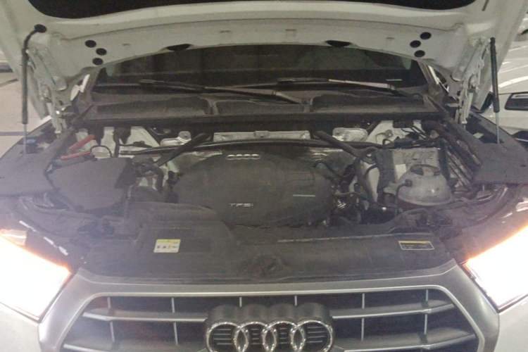 Used Audi Q5L 2020 45 TFSI Prestige Sport Edition Engine Bay
