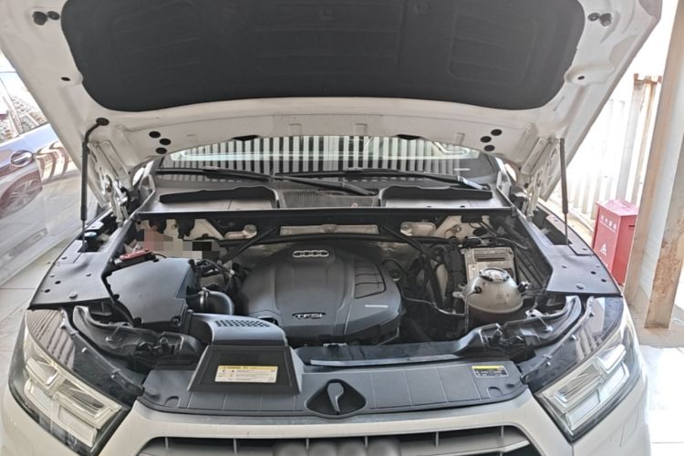 Used Audi Q5L 2020 40 TFSI Prestige Fashion Edition Engine Bay