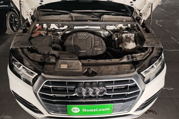 Used Audi Q5L 2020 Updated 40 TFSI Prestige Fashion Edition Engine Bay
