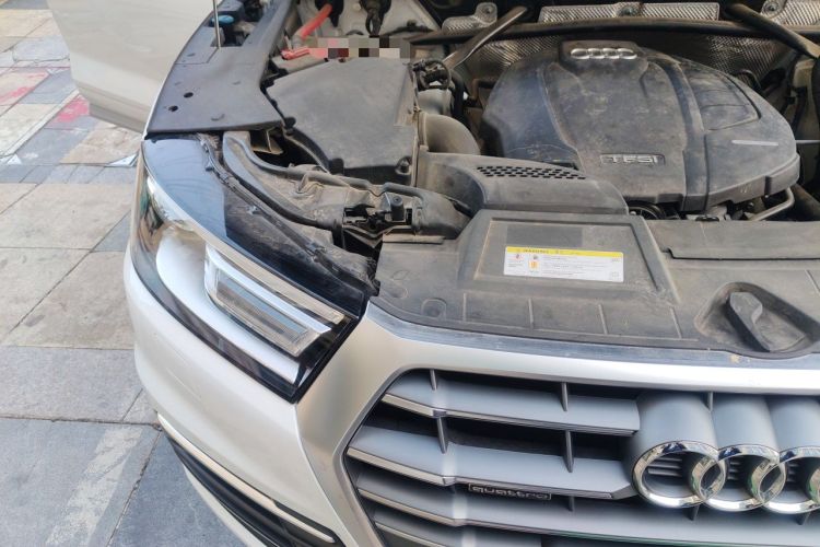 Used Audi Q5L 2020 40 TFSI Prestige Edition Engine Bay Right