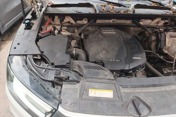 Used Audi Q5L 2020 40 TFSI Prestige Edition Engine Bay Right