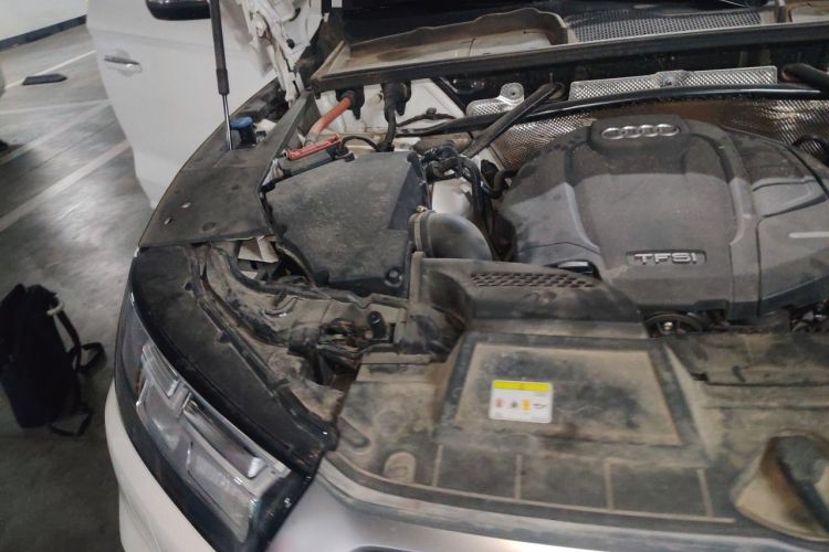 Used Audi Q5L 2020 45 TFSI Prestige Fashion Model Engine Bay Right