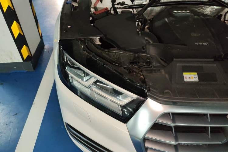 Used Audi Q5L 2020 Updated 40 TFSI Prestige Fashion Edition Engine Bay Right