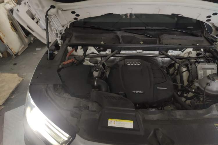 Used Audi Q5L 2020 40 TFSI Prestige Edition Engine Bay Right