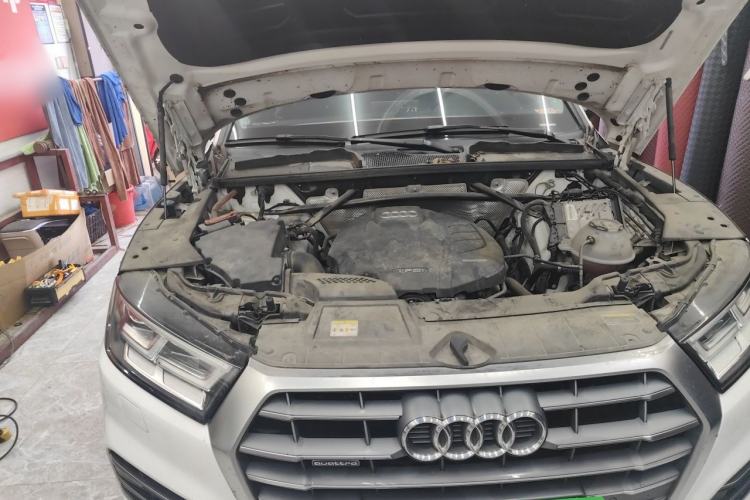 Used Audi Q5L 2020 Updated 40 TFSI Prestige Fashion Edition Engine Bay Right