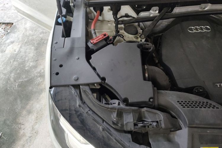 Used Audi Q5L 2020 45 TFSI Prestige Fashion Model Engine Bay Right