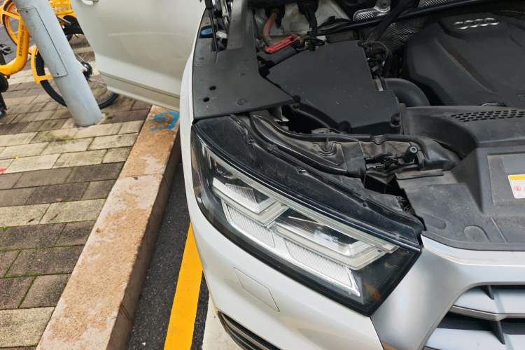 Used Audi Q5L 2020 40 TFSI Prestige Edition Engine Bay Right
