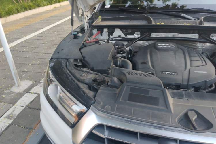 Used Audi Q5L 2020 40 TFSI Prestige Edition Engine Bay Right