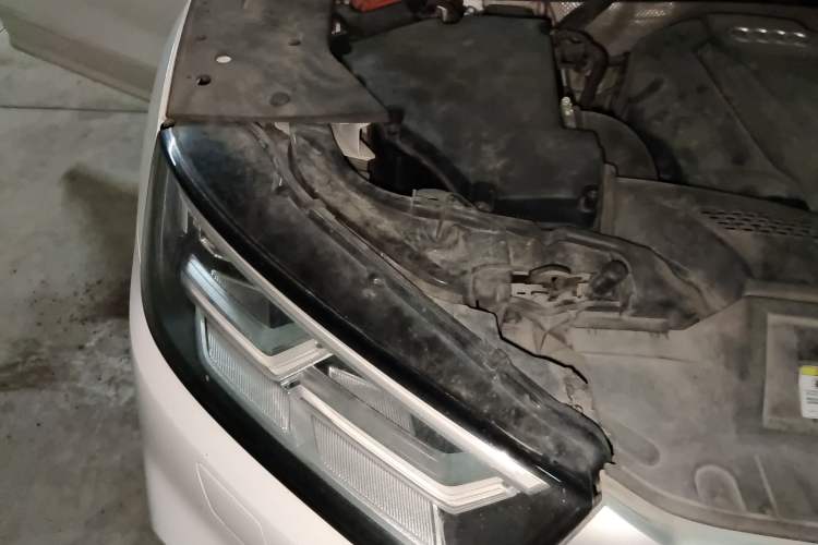 Used Audi Q5L 2020 45 TFSI Prestige Fashion Model Engine Bay Right