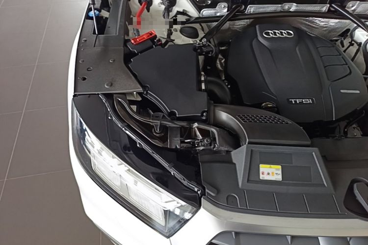 Used Audi Q5L 2020 45 TFSI Prestige Fashion Model Engine Bay Right