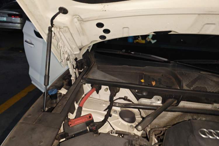 Used Audi Q5L 2020 Updated 40 TFSI Prestige Fashion Edition Engine Bay Right