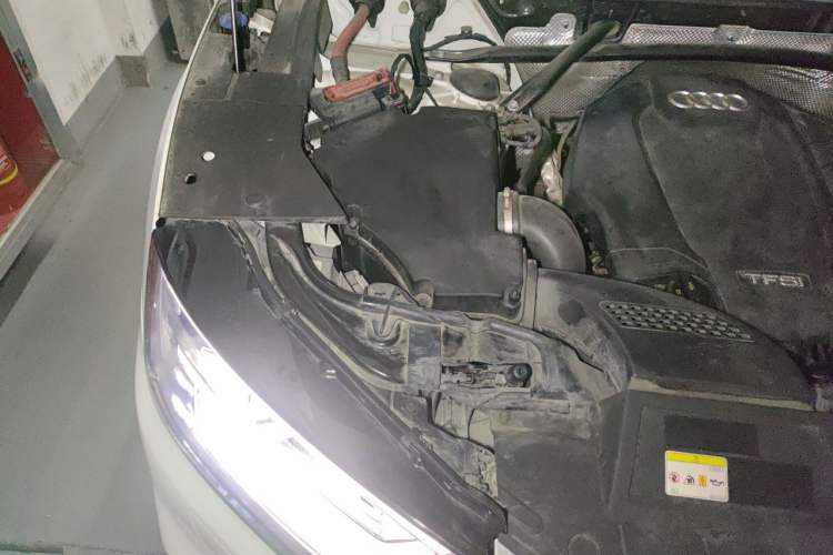 Used Audi Q5L 2020 Updated 40 TFSI Prestige Fashion Edition Engine Bay Right